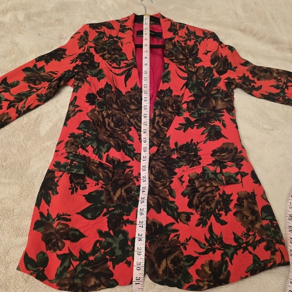 Women’s Red Black Oversized Floral M Open Front Relaxed Work to Weekend Blazer - Picture 11 of 12